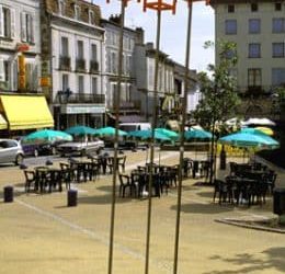 Exposition Etat de chaise – 2001