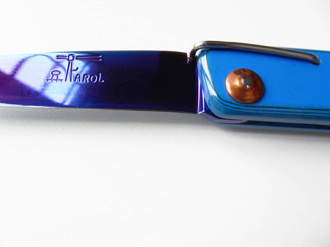 Couteau "L'élégant Bleu bleu" - Sylvain Berthomme, Farol - Concours coutelier 2021-2
